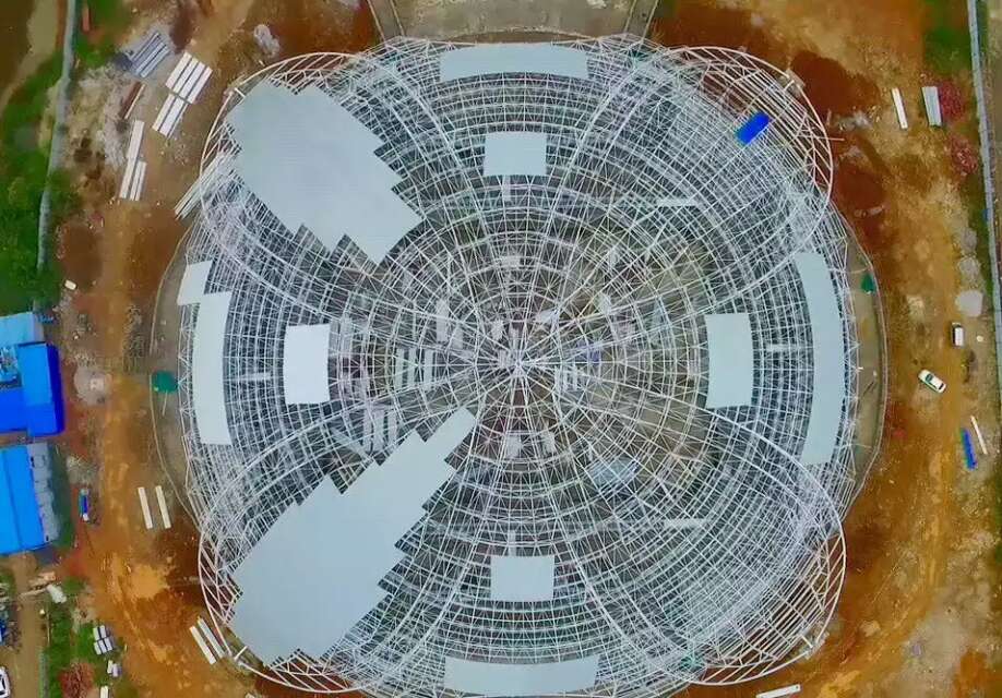 德令哈体育馆网架